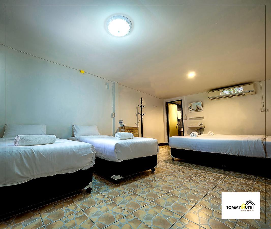 Hotel Tommy Huts Čiang Mai Exteriér fotografie