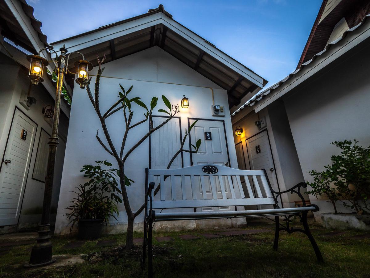 Hotel Tommy Huts Čiang Mai Exteriér fotografie
